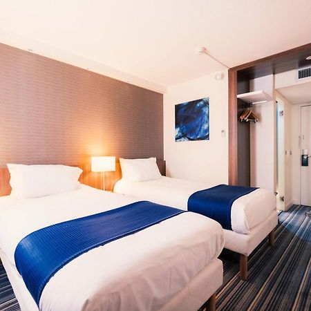 Holiday Inn Express Lille Centre By Ihg Екстер'єр фото