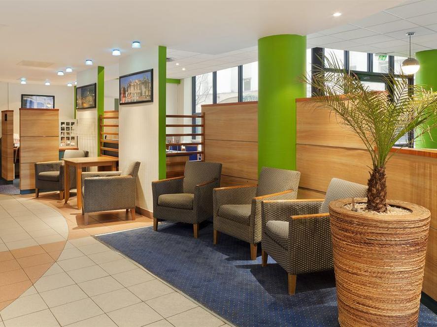 Holiday Inn Express Lille Centre By Ihg Екстер'єр фото