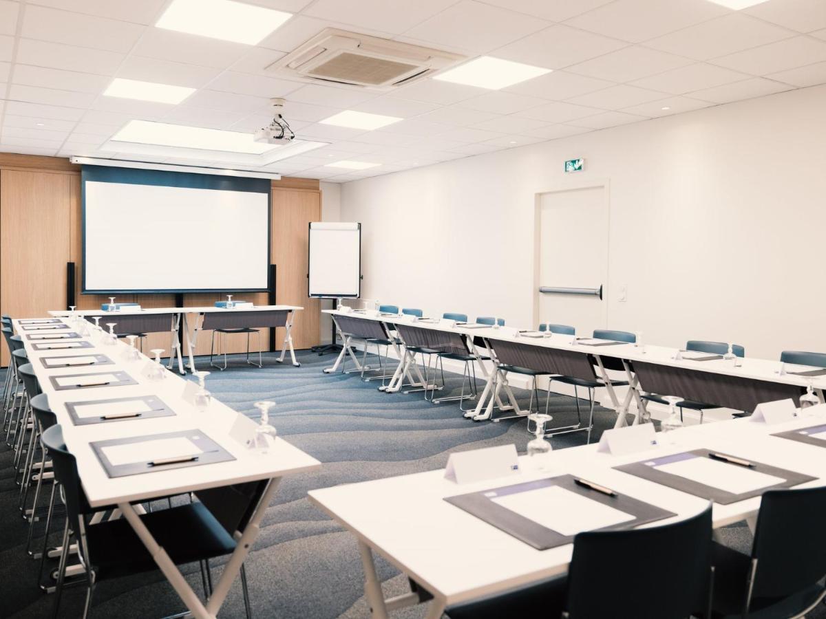 Holiday Inn Express Lille Centre By Ihg Екстер'єр фото
