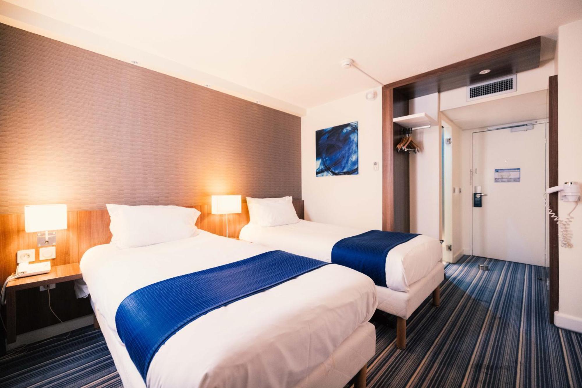 Holiday Inn Express Lille Centre By Ihg Екстер'єр фото